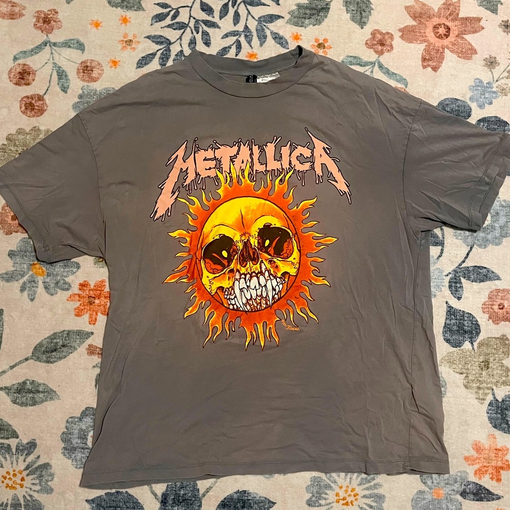 Divided - Oversized Metallica Tee - Size XS